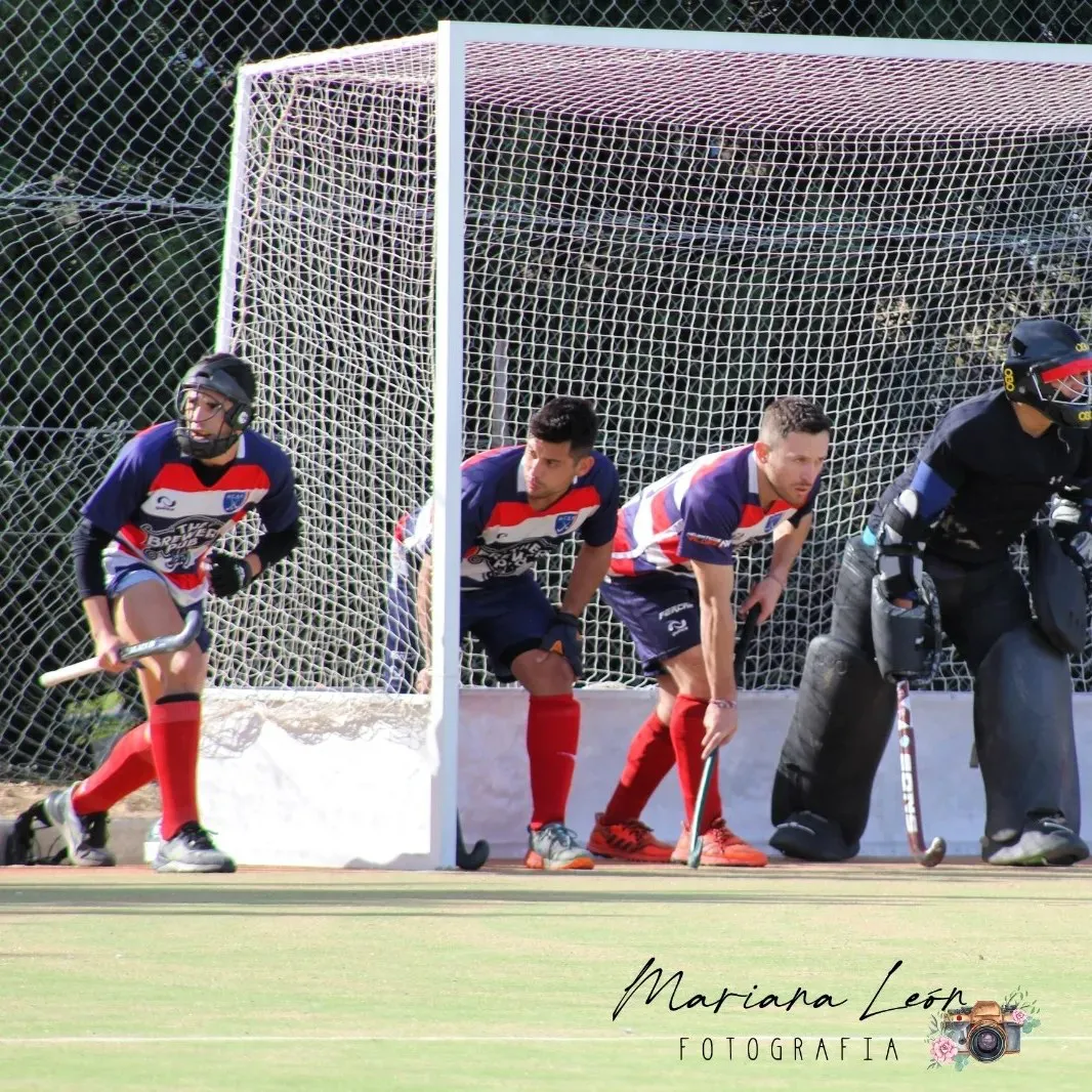 Social masc hockey